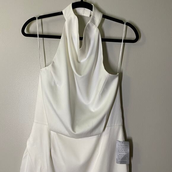 Elliatt Camo Mini Dress in White Halter Neck Asymmetrical Hem NWOT Size L - Picture 5 of 9